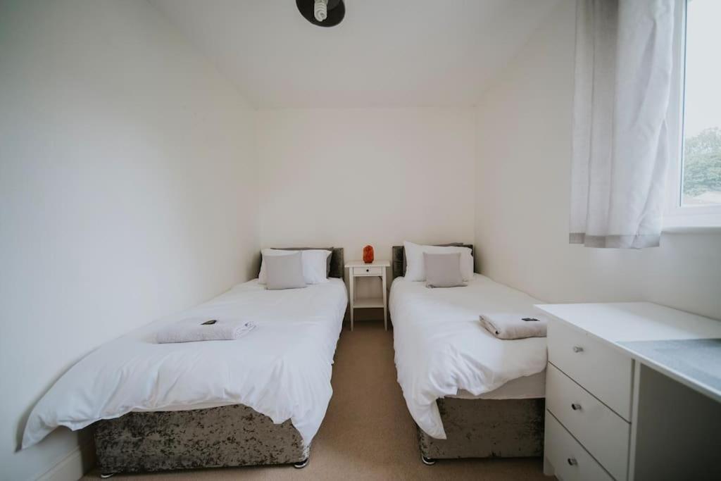 Linen Cottage- Parking, Leds, 4K Tvs, 5G Wifi And More! Bath Eksteriør billede