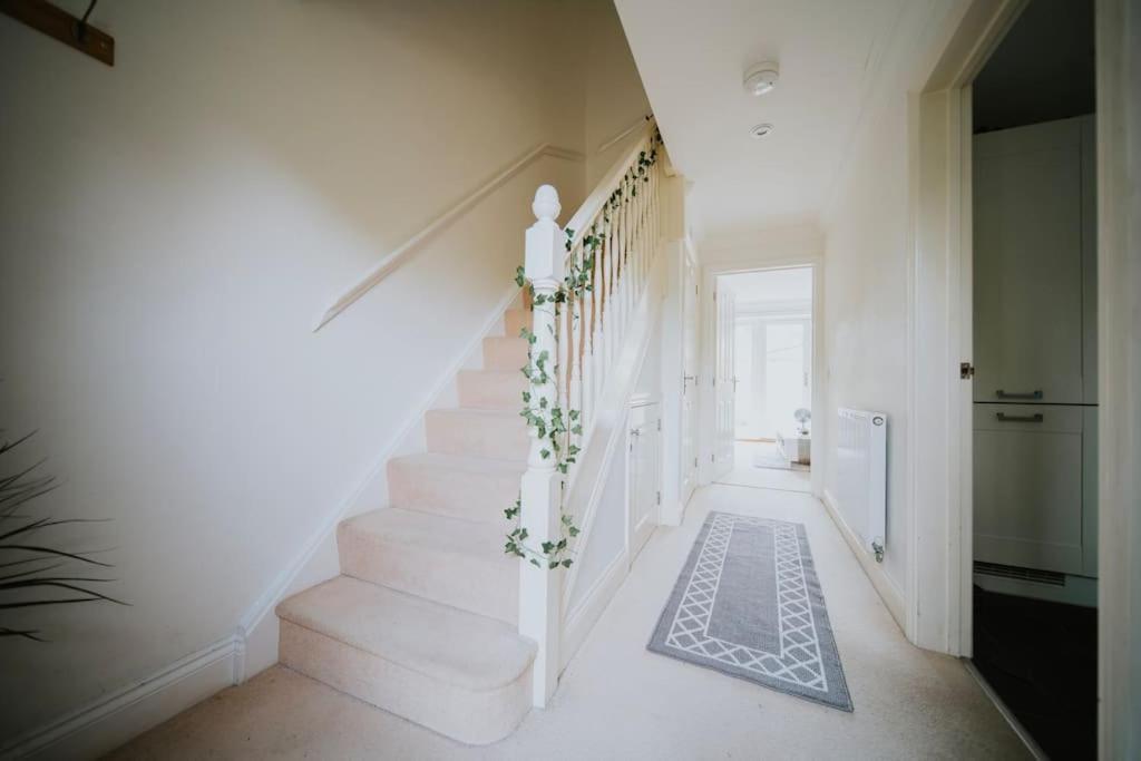 Linen Cottage- Parking, Leds, 4K Tvs, 5G Wifi And More! Bath Eksteriør billede