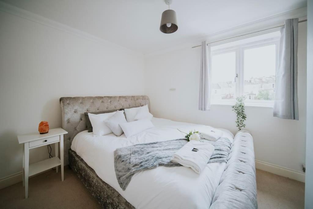 Linen Cottage- Parking, Leds, 4K Tvs, 5G Wifi And More! Bath Eksteriør billede
